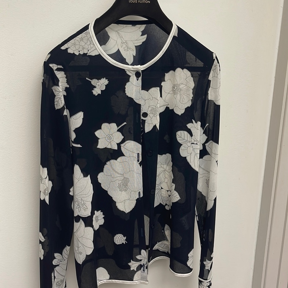 Vintage designer Leonard paris knit button up top